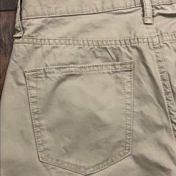 Old Navy khaki pants Men’s 29x30 - Picture 5 of 5